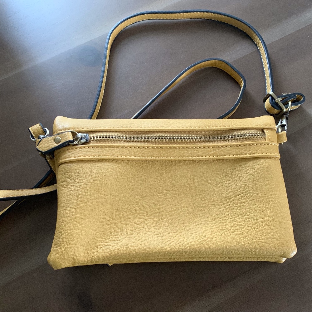 Joy Susan Crossbody/Wristlet
